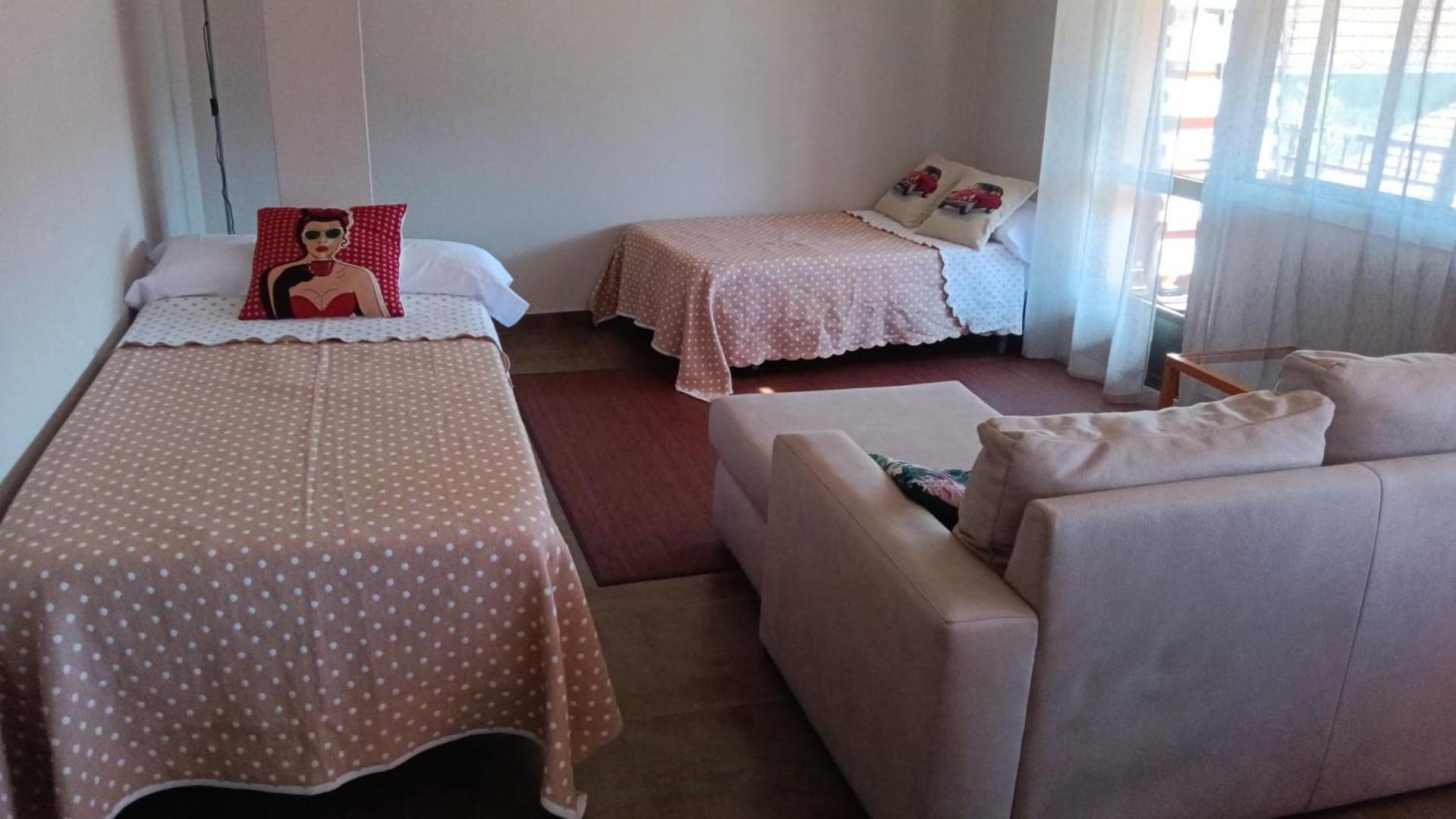 Albergue -Wifi- O Apartamento -No Wifi- Camino Santiago Porrino - En Pleno Centro - City Centre Extérieur photo